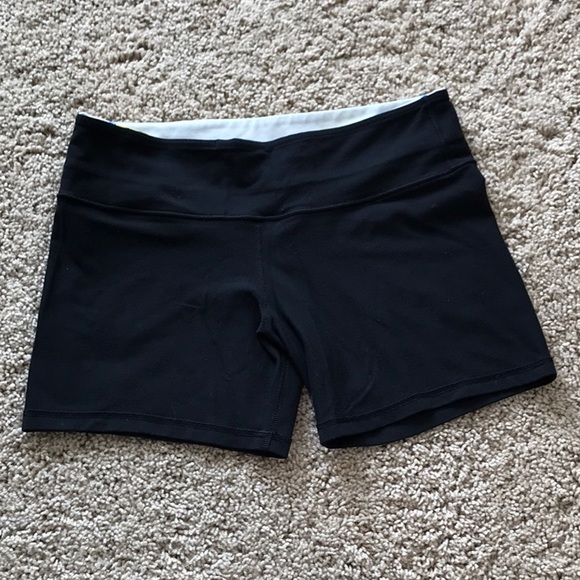 lululemon athletica Pants - Lululemon Biker Shorts Size 8